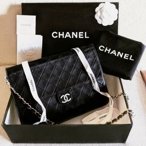 🆕Chanel Classic Flap Bag Black Lambskin Single VN
